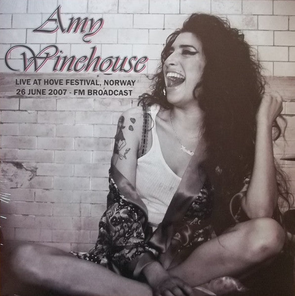 Amy Winehouse – Live At Hove Festival, Norway, 26 June 2007 - FM Broadcast (Arrives in 4 days)