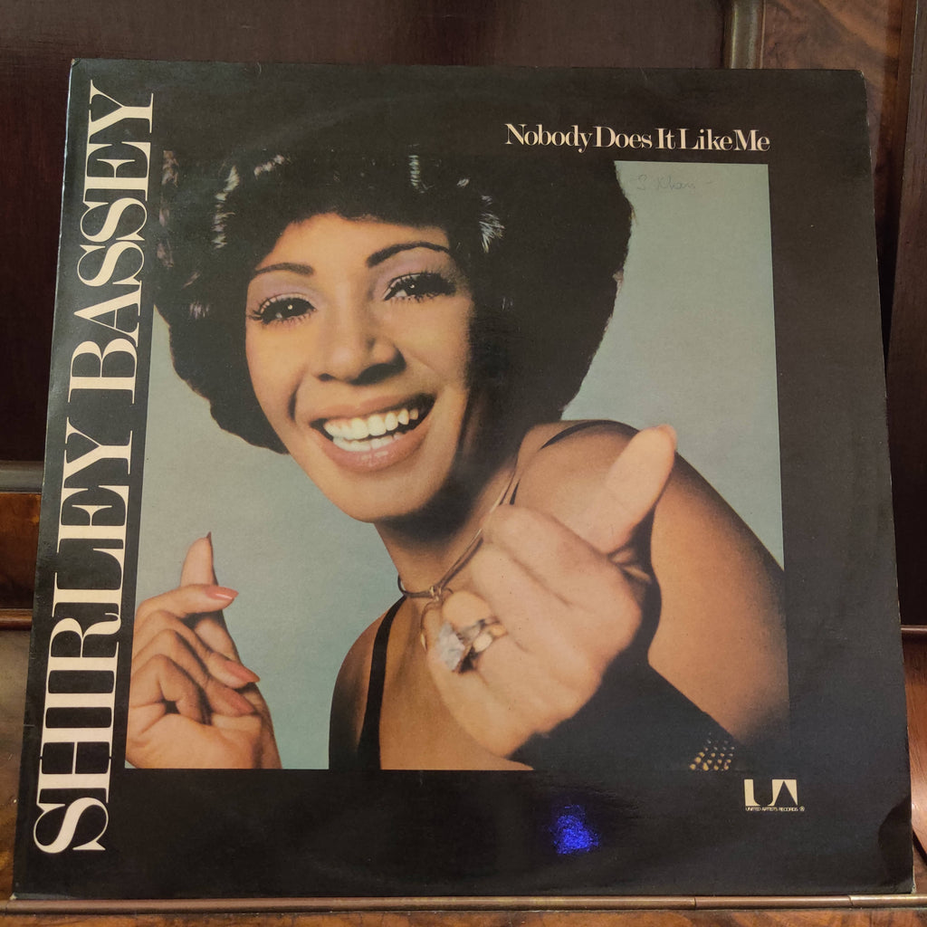 Shirley Bassey – Nobody Does It Like Me (Used Vinyl - VG+)